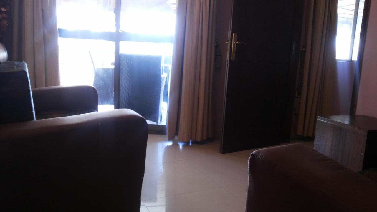 Palema Crown Hotel Gulu Exteriör bild