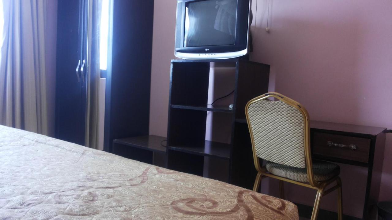 Palema Crown Hotel Gulu Exteriör bild