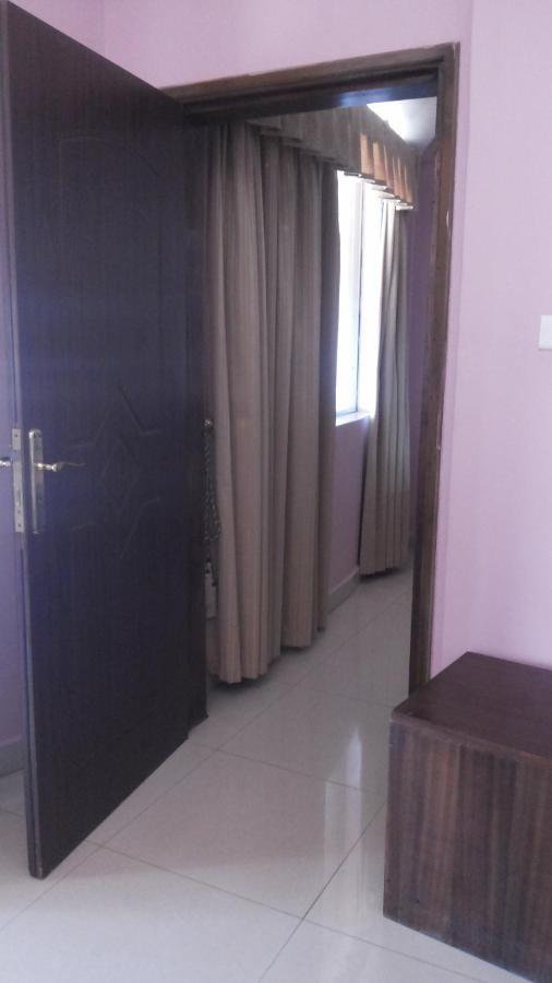 Palema Crown Hotel Gulu Exteriör bild